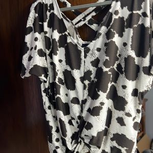 Short sleeve blouse